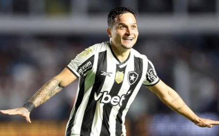 Botafogo bate o Santos na Vila Belmiro e vence a primeira fora de casa no Brasileirão