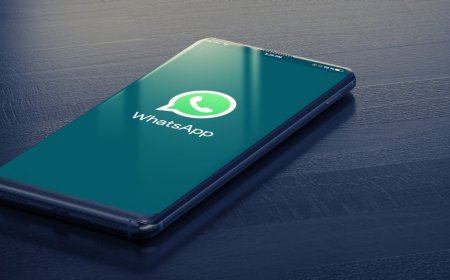 WhatsApp comienza a incluir anuncios, pero no en los chats personales