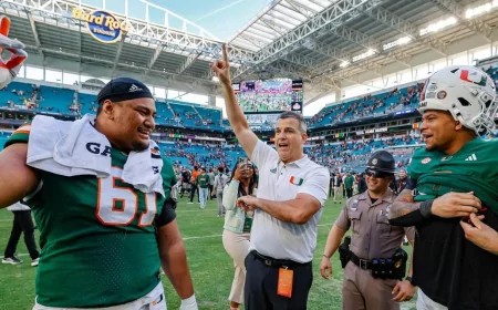 Miami Hurricanes get commitment from receiver who averaged 27 yards per catch last season