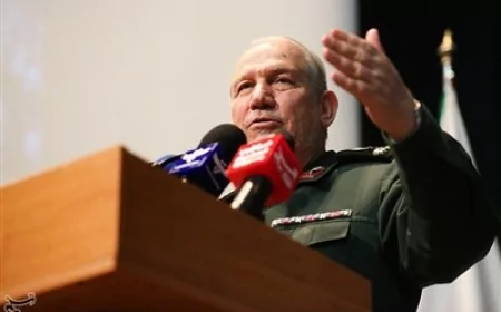 سرلشکر صفوی: تمامی پایگاههای دشمنان در بانک اطلاعاتی موشکهای سپاه قرار دارد/ اصابت حداقل ۶ موشک به پایگاه العدید