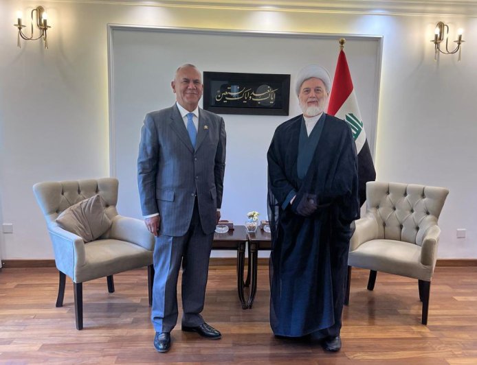 السفير في بغداد يشرح زعيم المجلس الإسلامي الأعلى لحقيقة فنزويلا